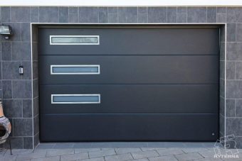 Sectional garage doors (8)